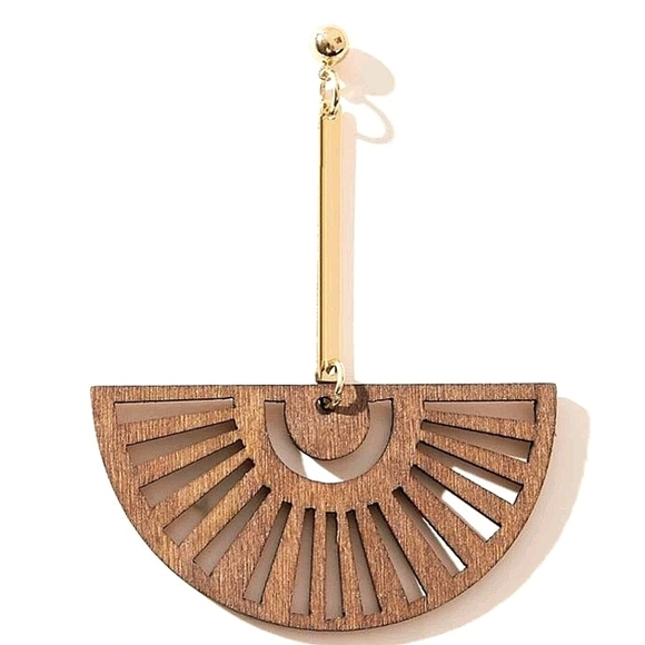 💖 2/$30 Boho brown gold fan drop dangle lightweight cute faux wood earrings - Picture 11 of 12